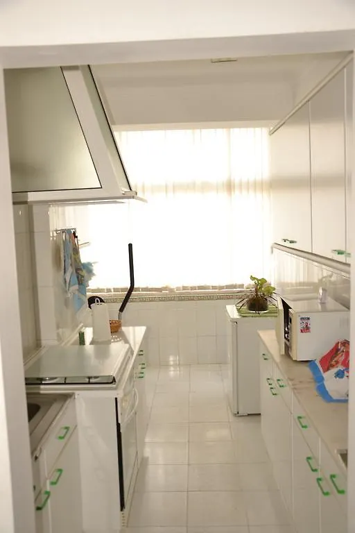 Oliveira Apartment Lissabon 0*,