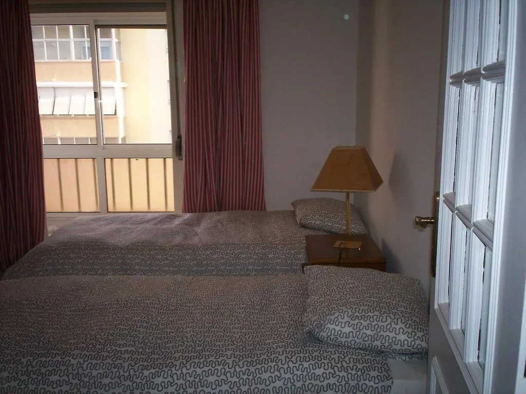 Oliveira Apartment Lissabon